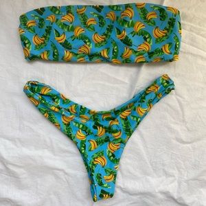 Two piece bikini set